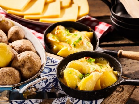 Une bonne raclette au four